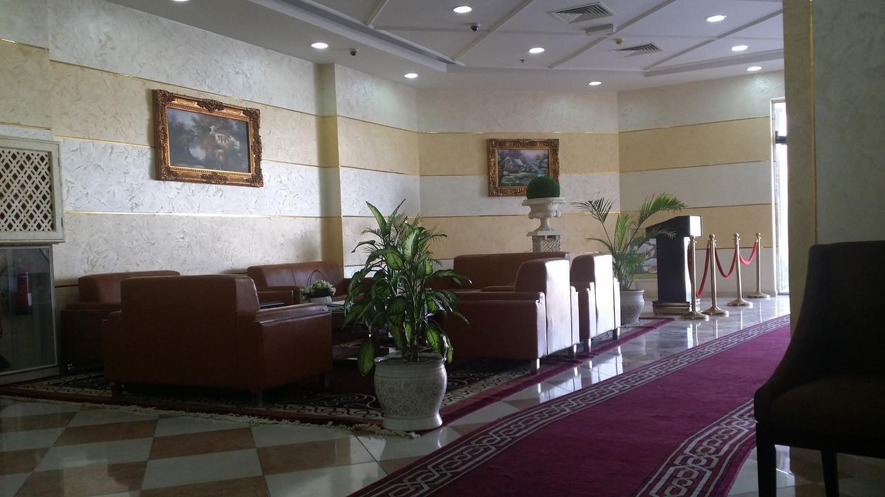 Aryana Hotel Al Buraimi Esterno foto